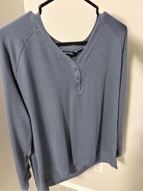George Soft Blue Ribbed Long-Sleeve Henley Top - L